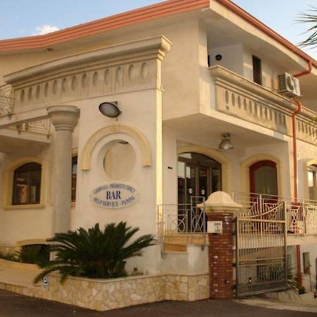 Hotel Mistef 法勒纳 外观 照片